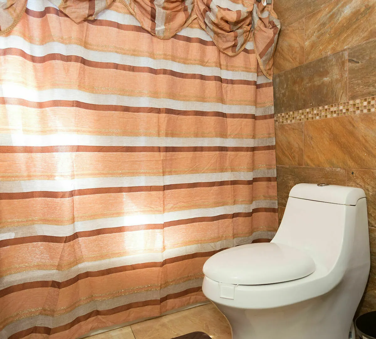 New Kingston Guest Apartment V